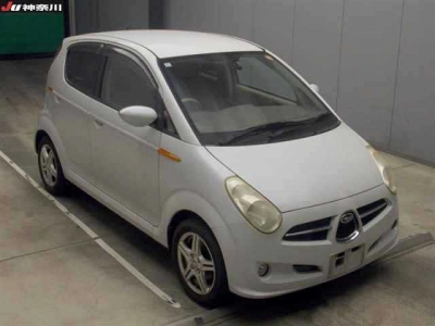 SUBARU R2