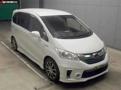 HONDA FREED