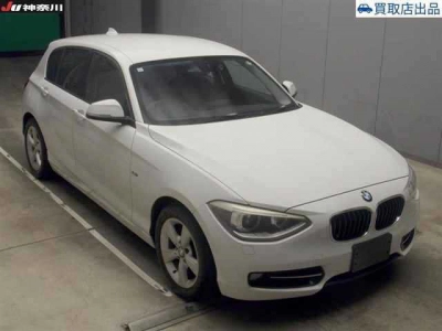 BMW 1 SERIES
