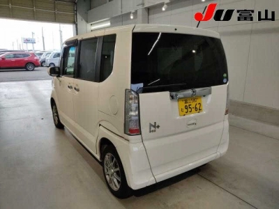 HONDA N BOX +