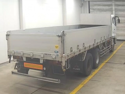 MITSUBISHI FUSO