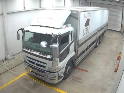 MITSUBISHI FUSO
