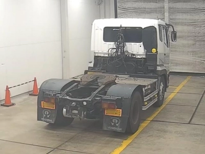 MITSUBISHI FUSO