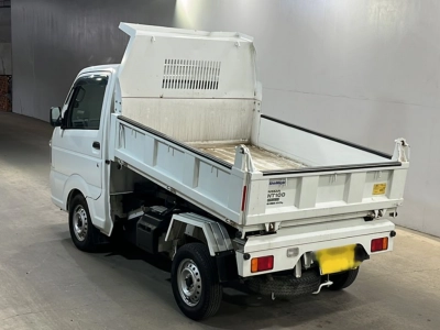 NISSAN NT100 CLIPPER