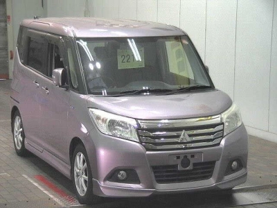 MITSUBISHI DELICA D:2
