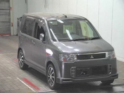 MITSUBISHI EK SPORTS