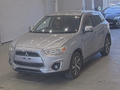 MITSUBISHI RVR