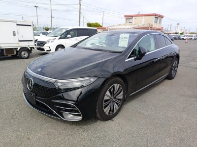 MERCEDES BENZ EQS