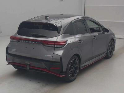 NISSAN AURA