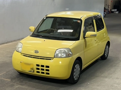 DAIHATSU ESSE