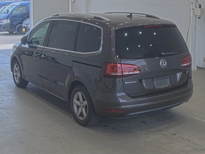 VOLKSWAGEN SHARAN