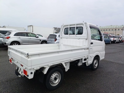 NISSAN NT100 CLIPPER