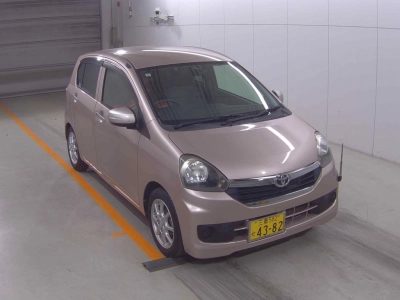 TOYOTA PIXIS EPOCH