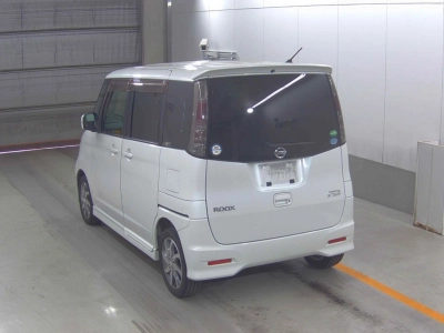 NISSAN ROOX