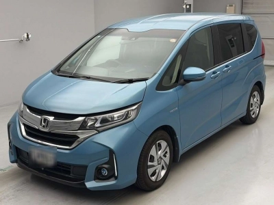 HONDA FREED + HYBRID