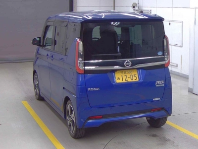 NISSAN ROOX