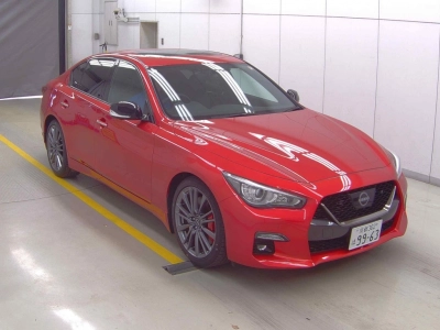 NISSAN SKYLINE