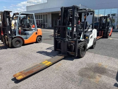 MITSUBISHI FORKLIFT