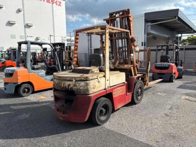 NISSAN  FORKLIFT 