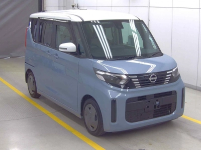 NISSAN ROOX