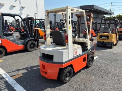 NISSAN  FORKLIFT 