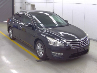 NISSAN TEANA