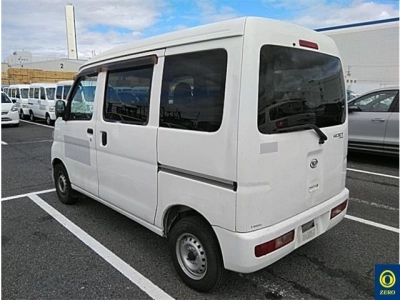 DAIHATSU HIJET VAN