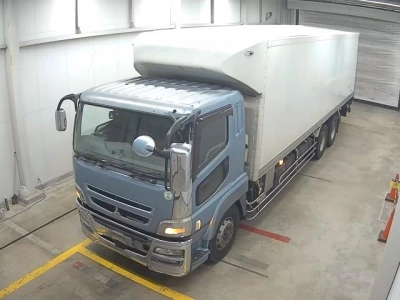 MITSUBISHI FUSO