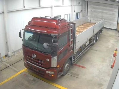 NISSAN UD