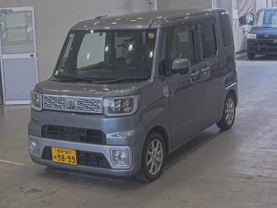 DAIHATSU WAKE