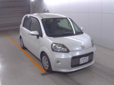 TOYOTA PORTE
