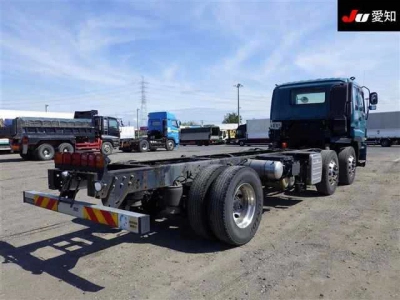 ISUZU GIGA