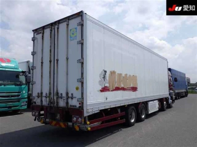 ISUZU GIGA