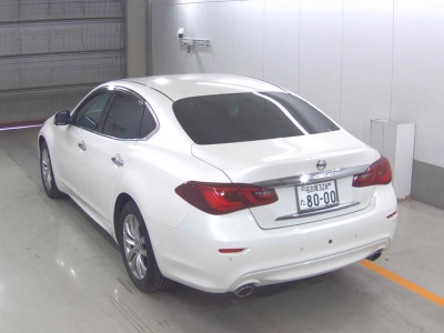 NISSAN FUGA