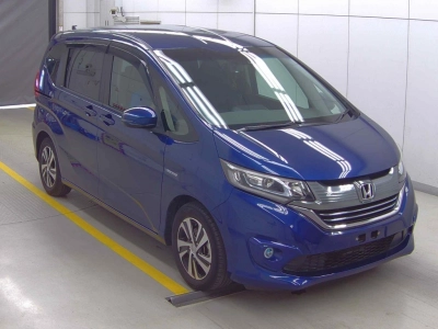 HONDA FREED HYBRID