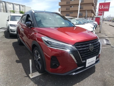 NISSAN KICKS