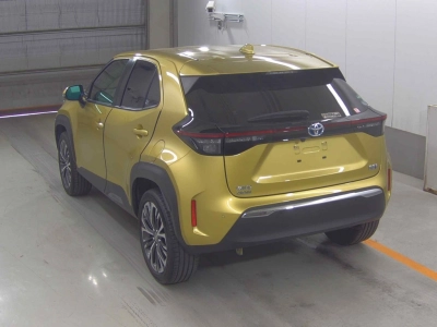 TOYOTA YARIS CROSS