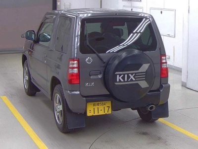 NISSAN KICKS
