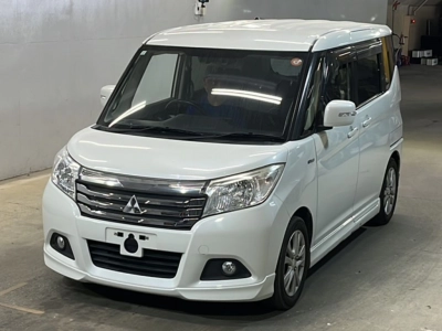 MITSUBISHI DELICA D:2