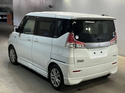 MITSUBISHI DELICA D:2