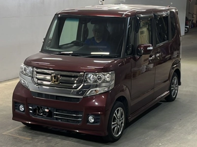 HONDA N BOX CUSTOM