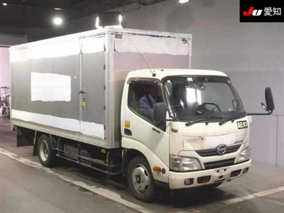 HINO DUTRO TRUCK