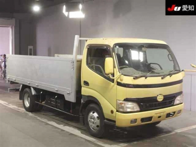 HINO DUTRO TRUCK