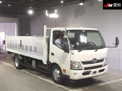 HINO DUTRO TRUCK