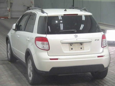 SUZUKI SX4