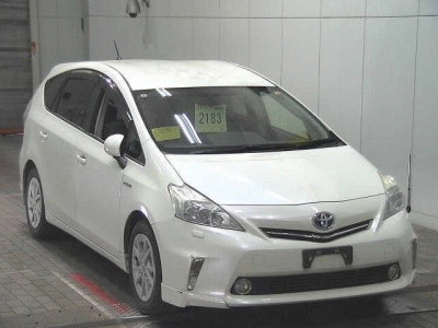 TOYOTA PRIUS ALPHA