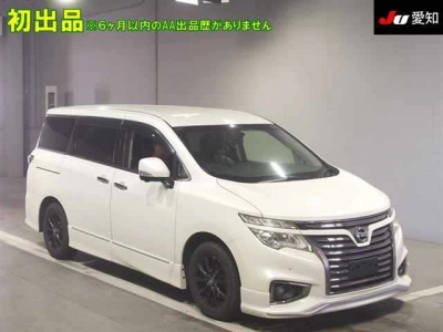 NISSAN ELGRAND