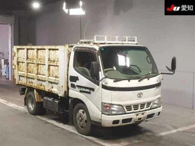 TOYOTA DYNA DUMP
