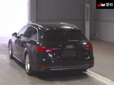 AUDI A4 AVANTE