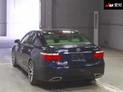 LEXUS LS